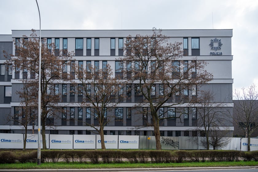 Nowy komisariat Wrocław-Stare Miasto przy Trzemeskiej na Szczepinie, marzec 2024